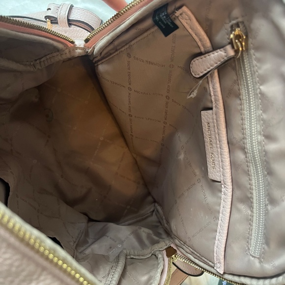 blush pink michael kors backpack - Picture 4 of 5